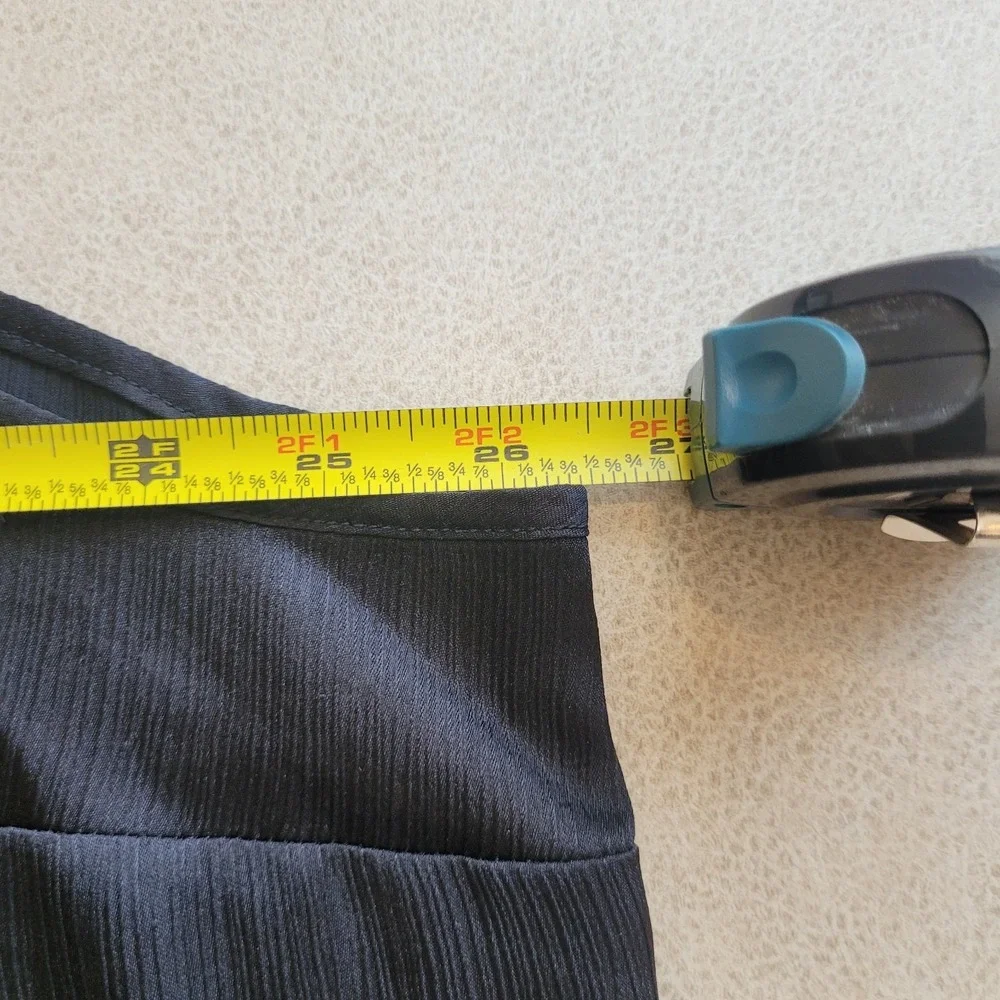 Torrid Black‎ Shine Crinkle Gauze Swing Tank, Size 3, NWOT