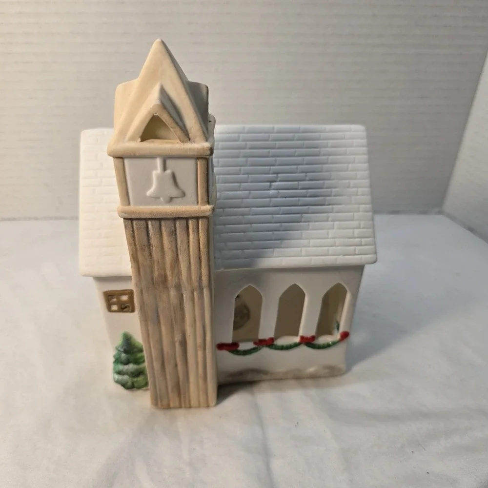 Mr. Christmas tower white