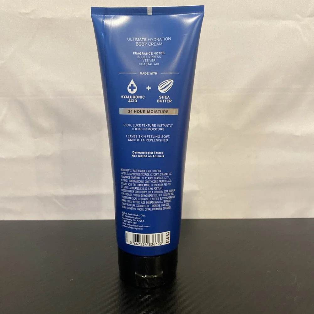 Bath & Body Works cream oz