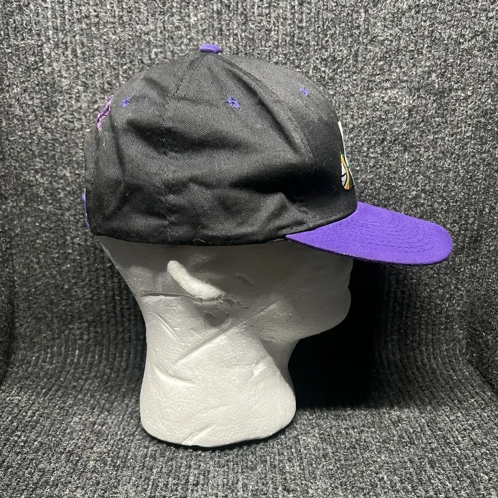 Vintage 90s Utah Jazz Competitor SnapBack Hat‎ Black And Purple Adjustable OSFA