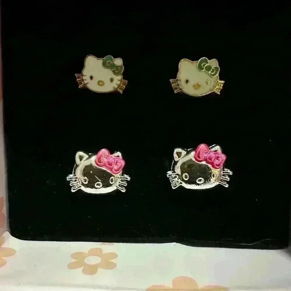 Hello Kitty Earrings