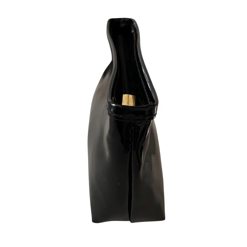 Kevyn Aucoin from smoke clutch