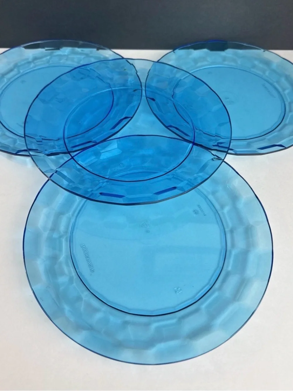 Tupperware Prism Fortecrisa Salad Acrylic Plates Ice Blue Azure 7” New Blue
