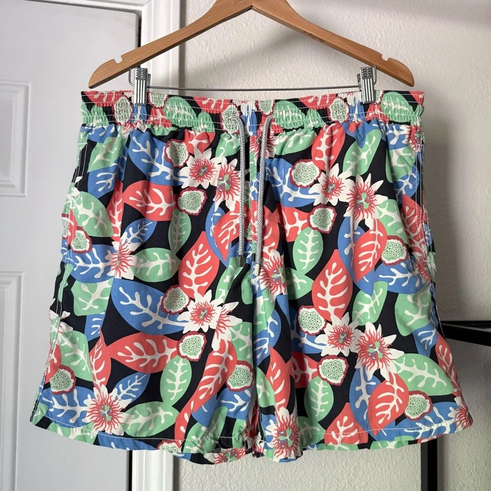 VILEBREQUIN multicolor leaf‎ floral Hawaiian tropical swim trunks shorts