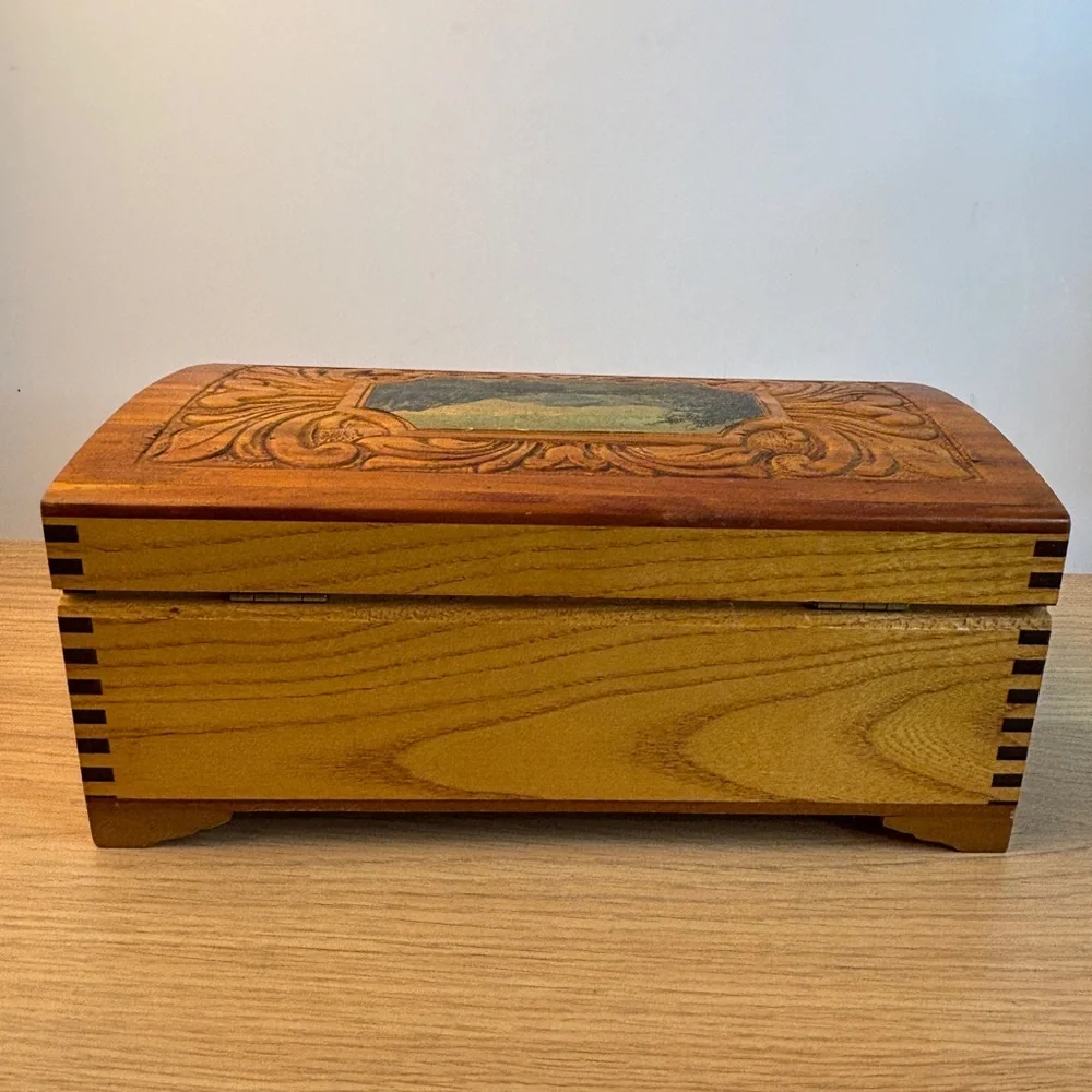 Vintage‎ Hand-Carved Wooden Dovetail Box Scenic Inlay Mirror - Honey Brown