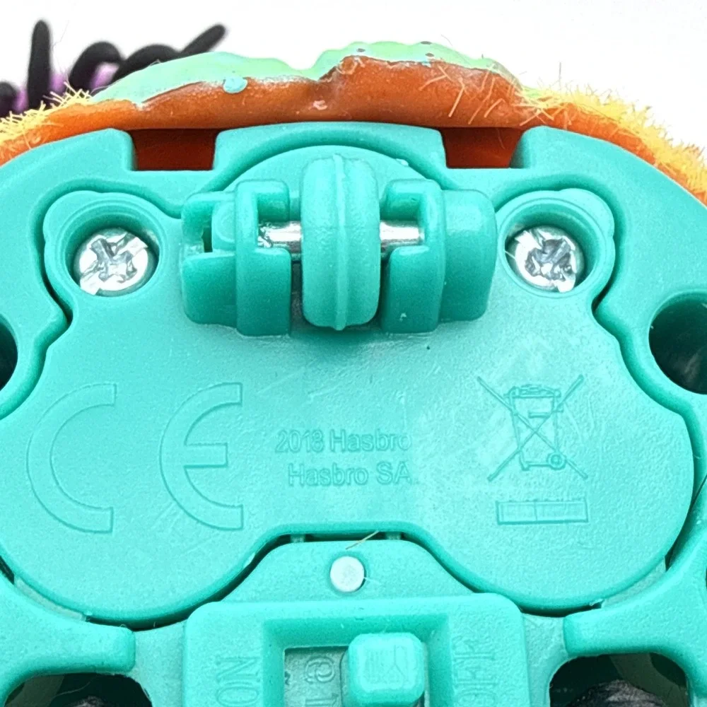 Yellies Flufferpuff & Toofy Spooder Jumping Spider Sound Activated Motion WORKS
