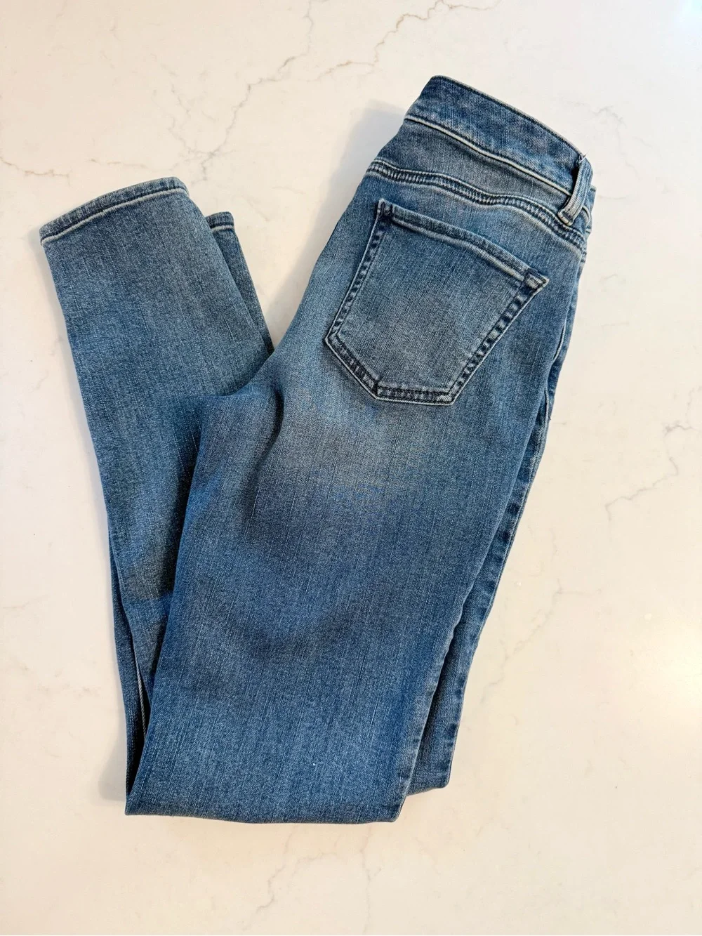 White House Black Market Women's Slim Skinny Jeans - Medium Blue Wash