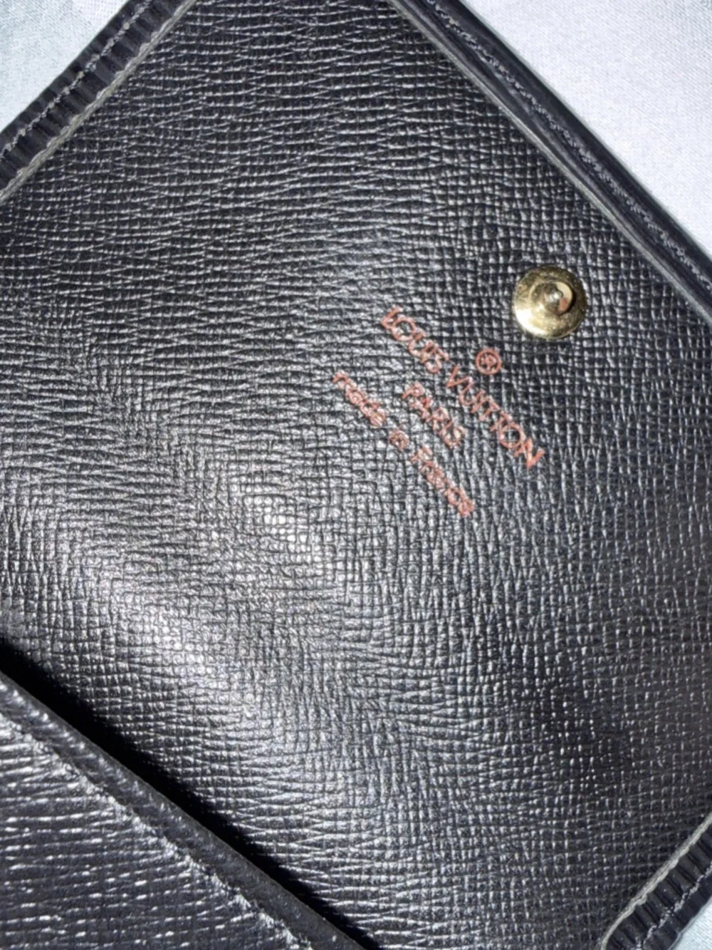 Louis Vuitton Epi Leather Black Bifold Wallet Small Snap Closure