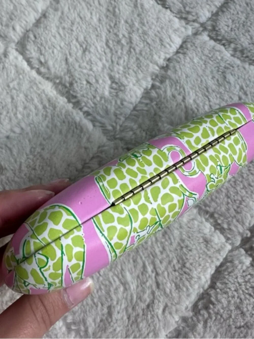 Lilly Pulitzer | Green and Pink Giraffe Print Hard Shell Eyeglass Case