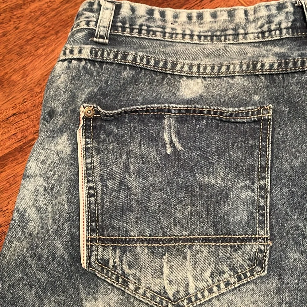 Carbon pre worn