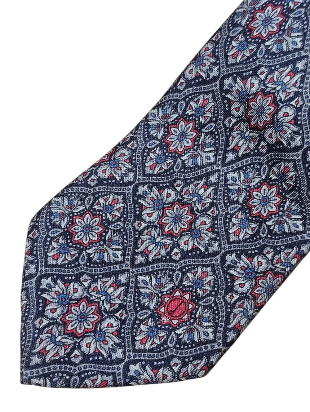 Dunhill tie this