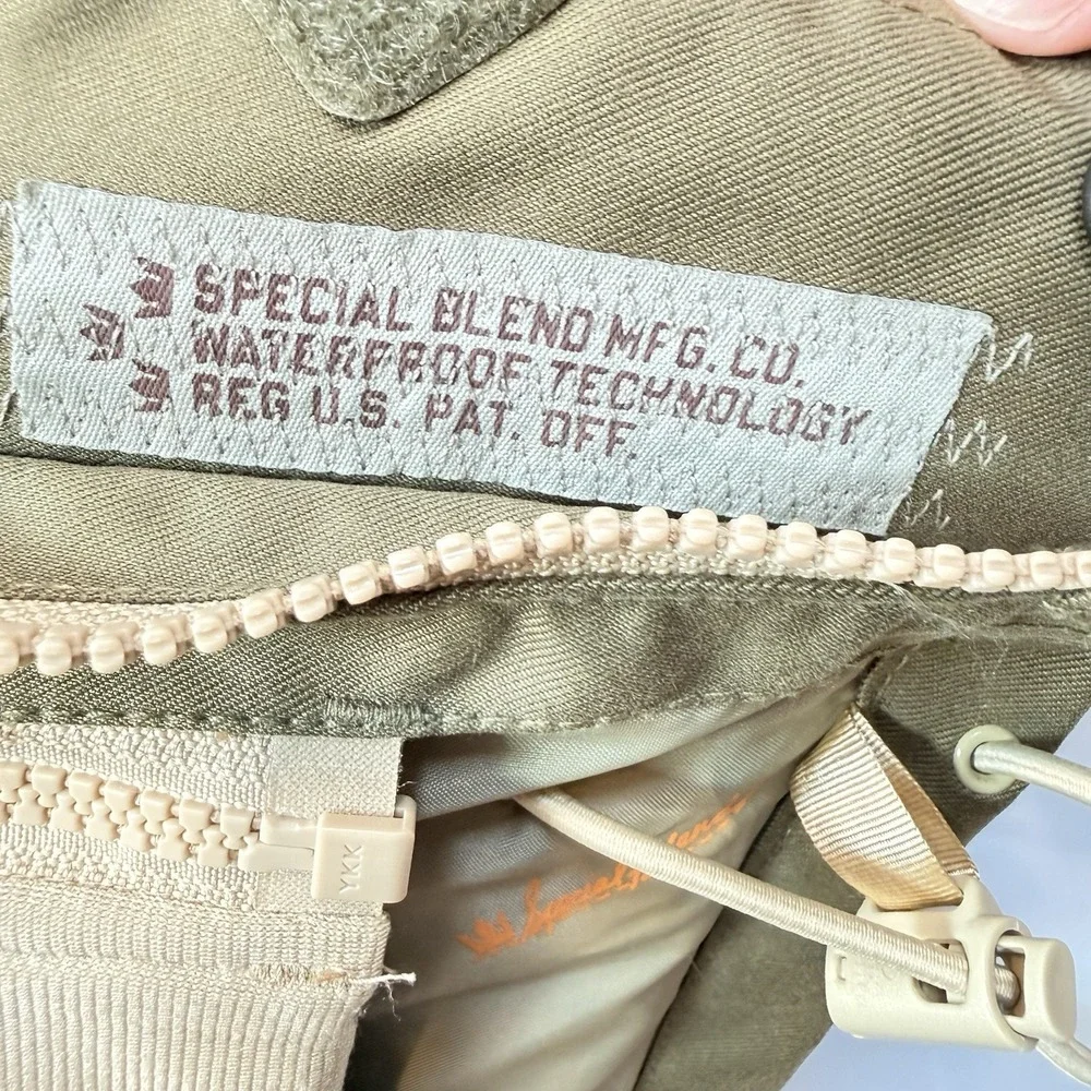 Special Blend snowboarding jacket
