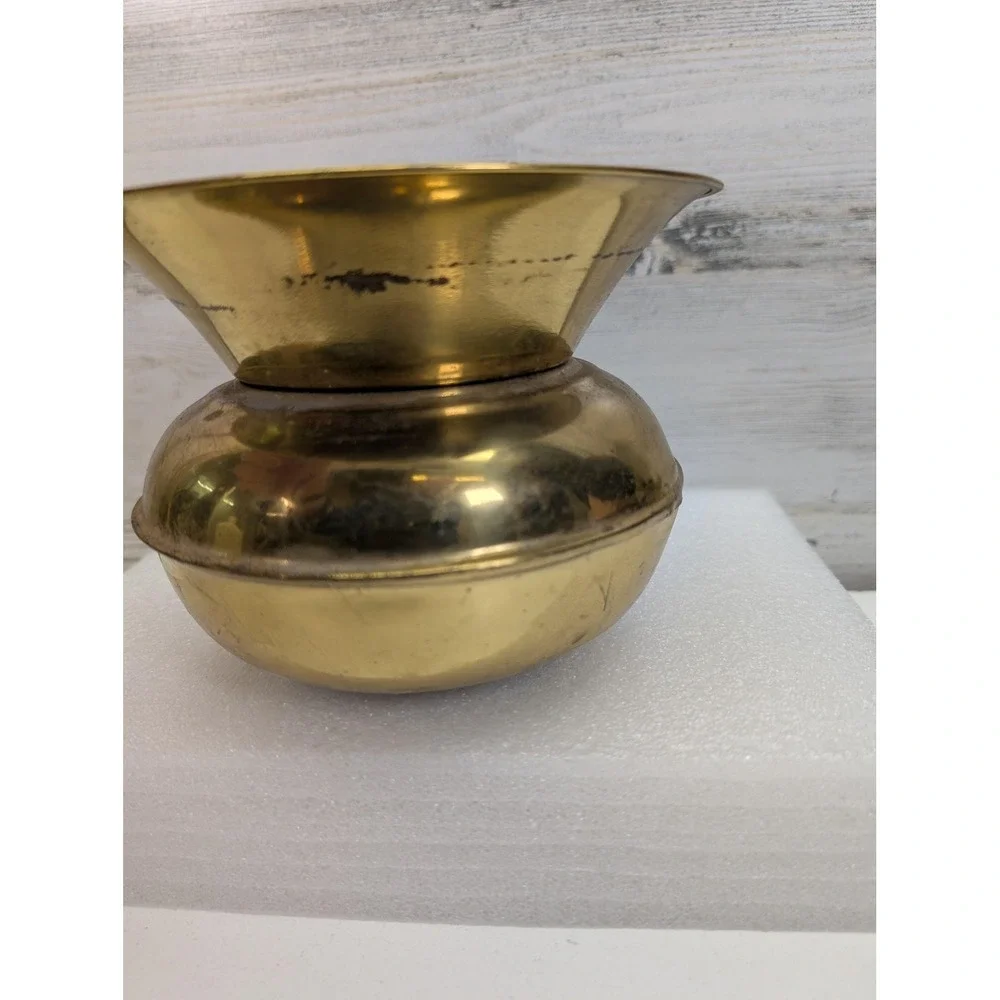 Vintage Brass‎ Spittoon Cuspidor Small Bowl Made In England Rustic Decor Planter
