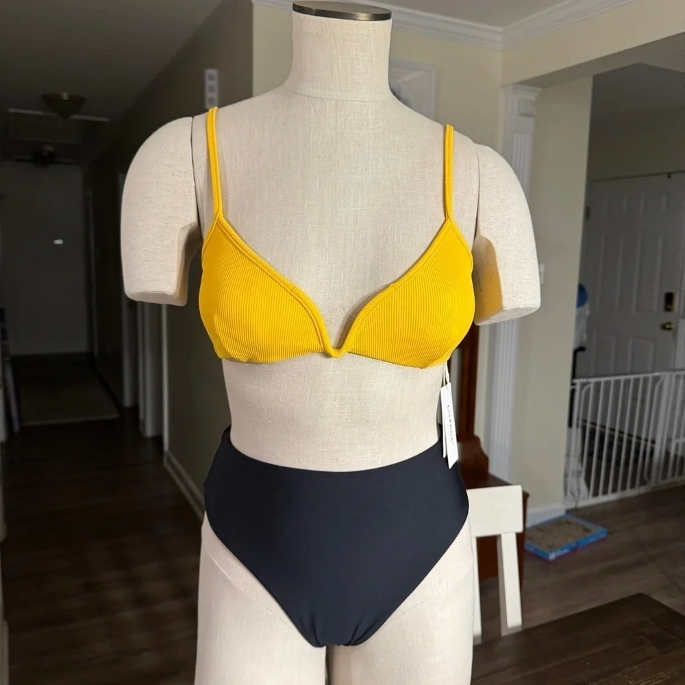 L*SPACE Helena Ribbed Bikini Top Mustard Yellow M NWT