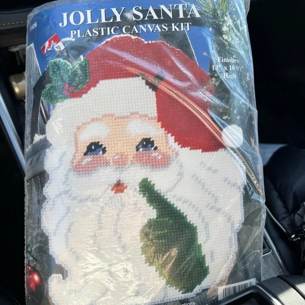 SANTA Secret Design Works Plastic Canvas Kit 10 1/2