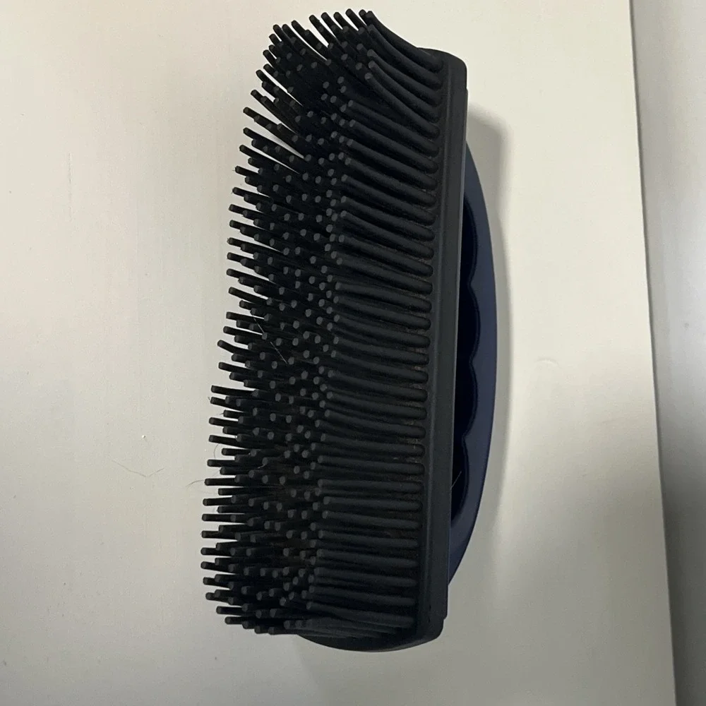 Norwex Rubber Brush Cleaning Scrub Furniture Pet Hair 357010 Blue Ergonomic