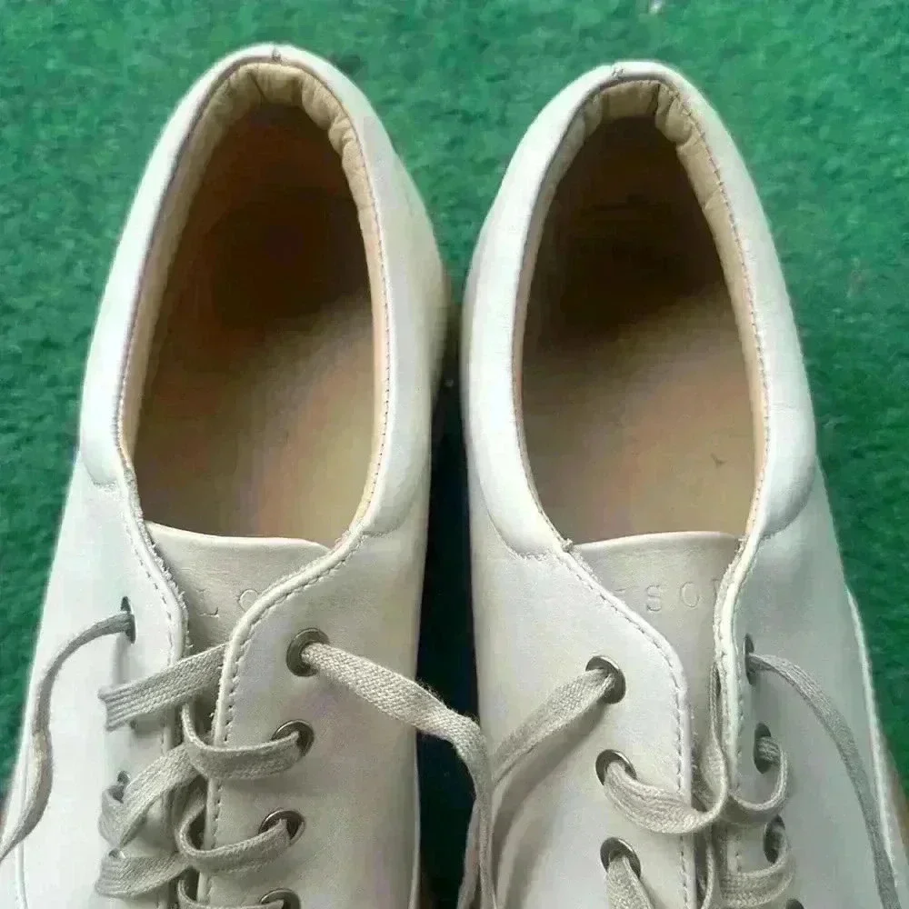 Nisolo excellent authentic