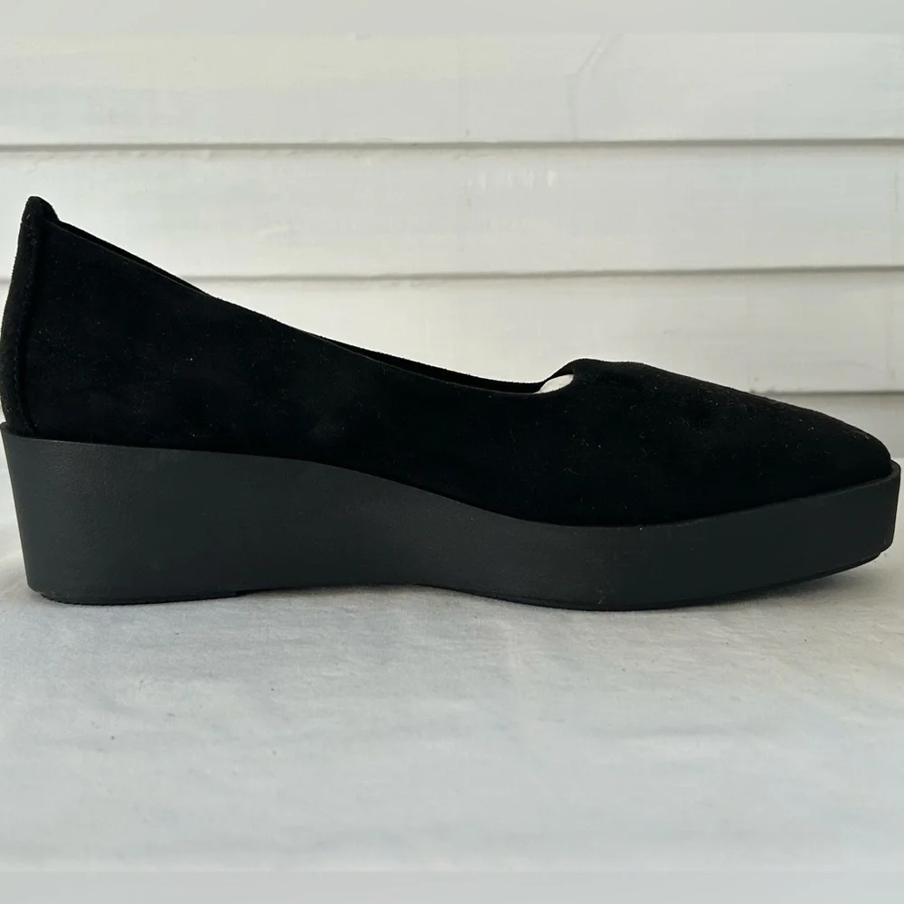AEROSOLES Black Cowley Wedge Slip -On  Women's  Sz 10