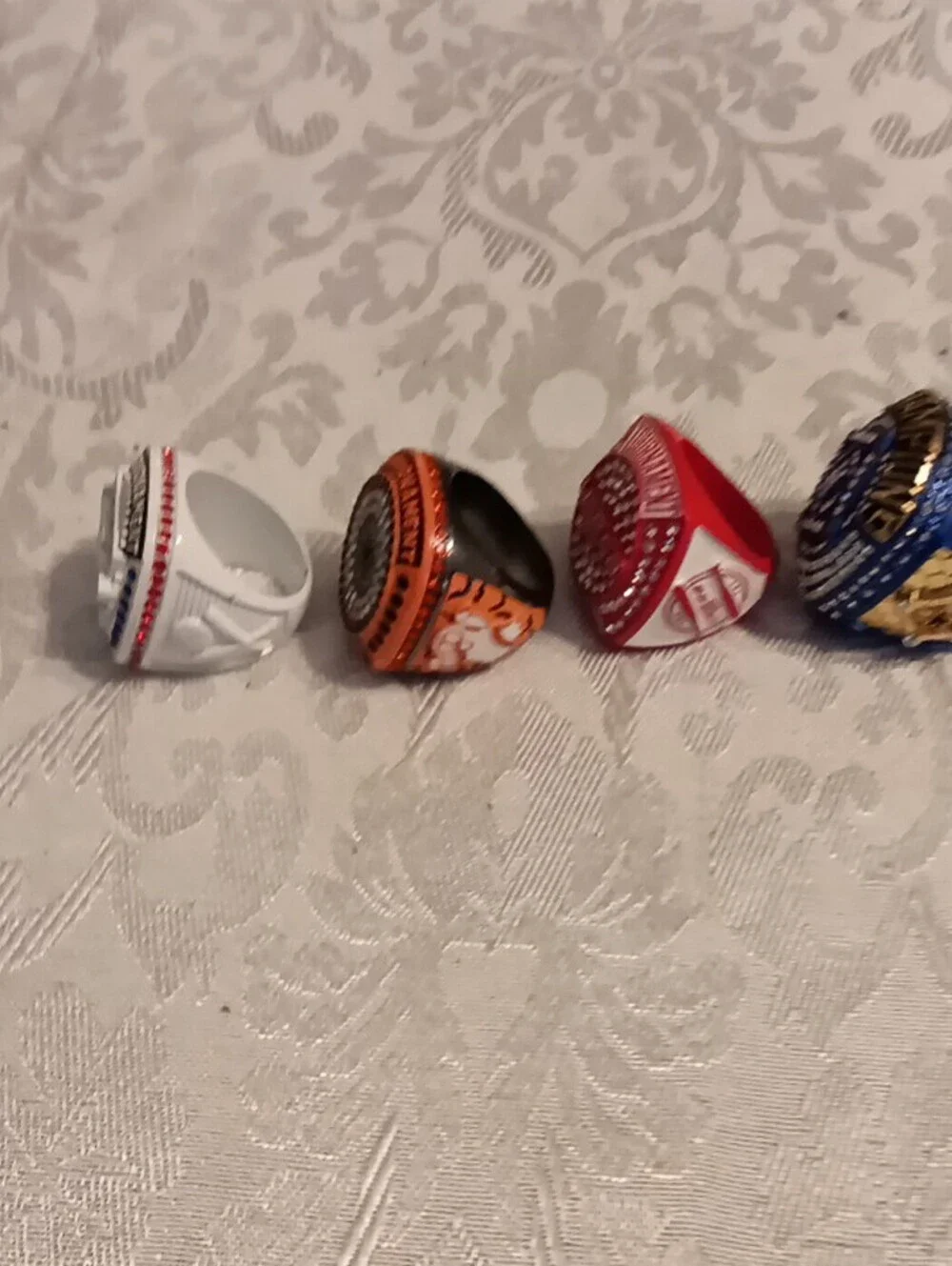no Brand set four