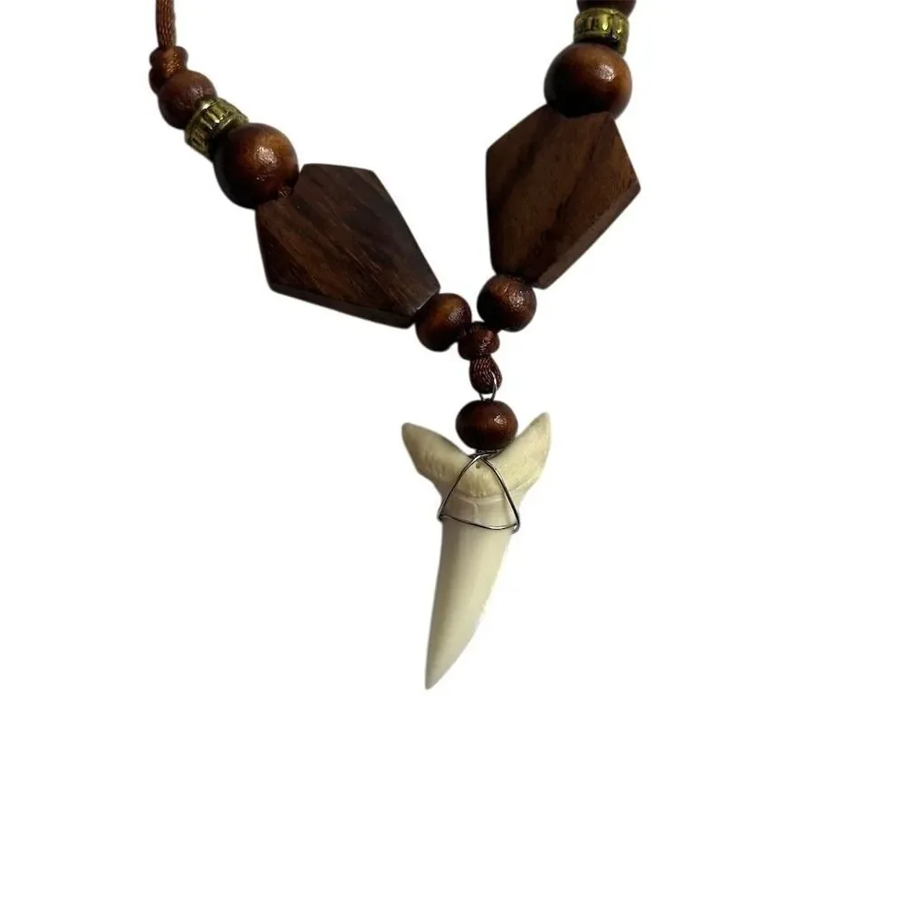 Unbranded this necklace