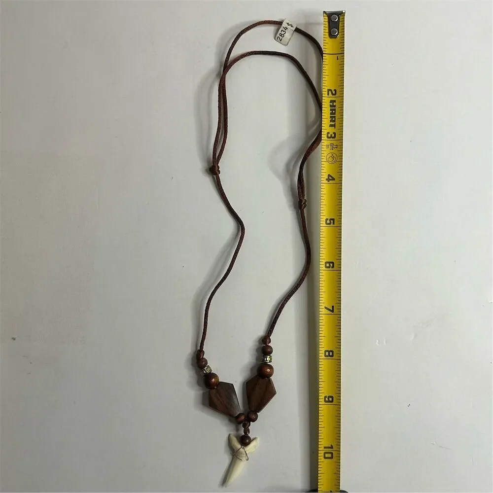 Unbranded this necklace