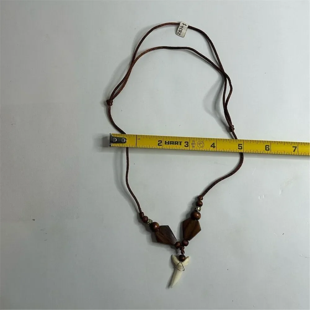 Unbranded this necklace