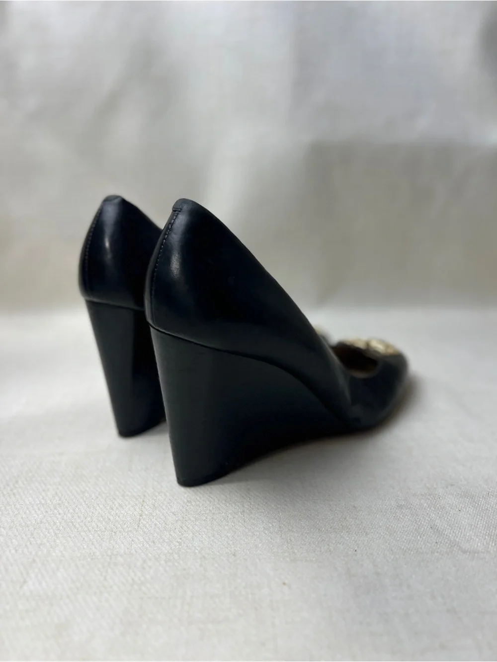 Tory Burch Black Leather Wedge Heels Gold Logo Pumps Size 6.5