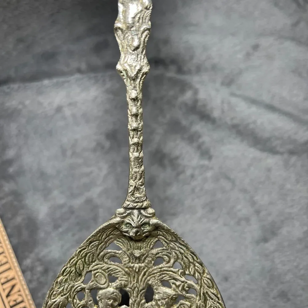 UGO Bellini set silverplated