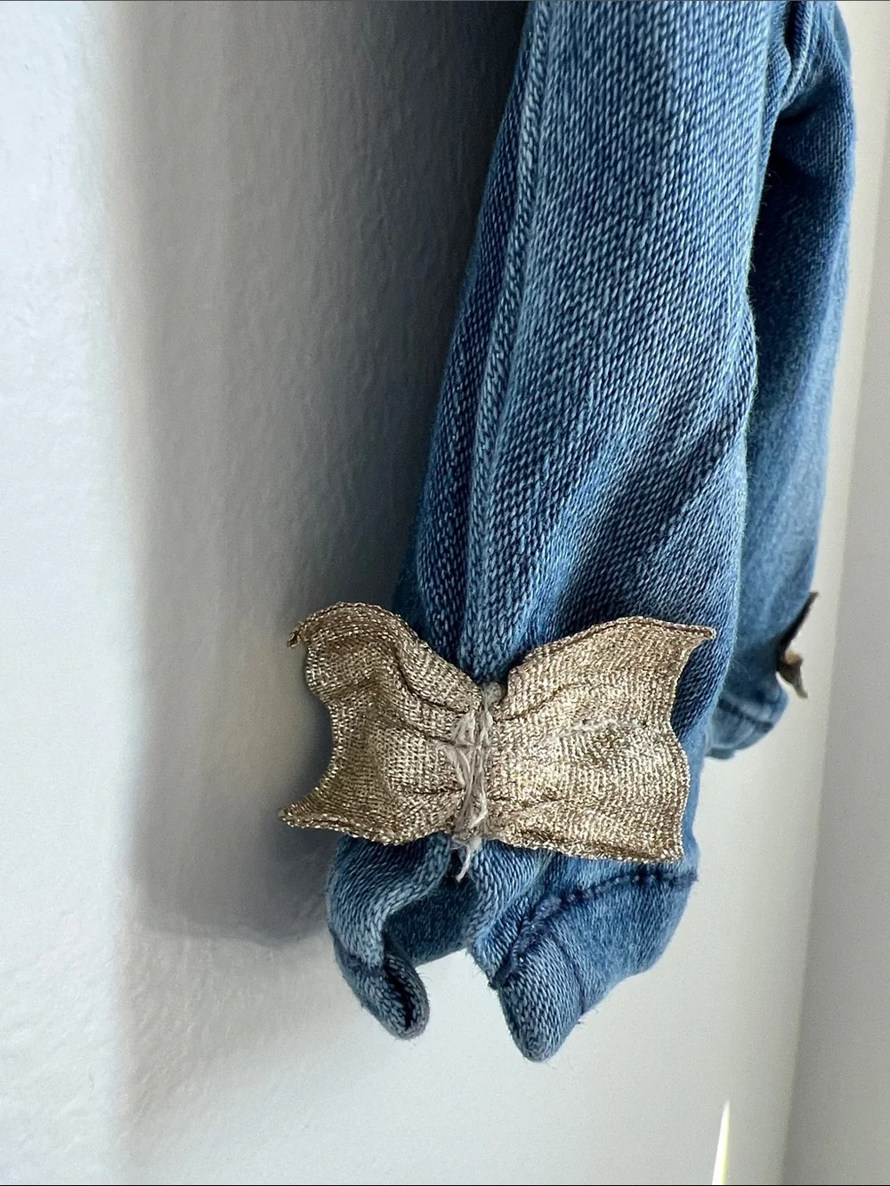OshKosh B'gosh | Baby Blue Denim Jeans with Gold Bow Hem Detail Size 3 Months