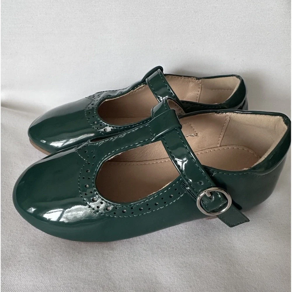 thee‎ bron Dark Green Faux Patent Leather Mary Jane Style Shoes Girls 9 EUC