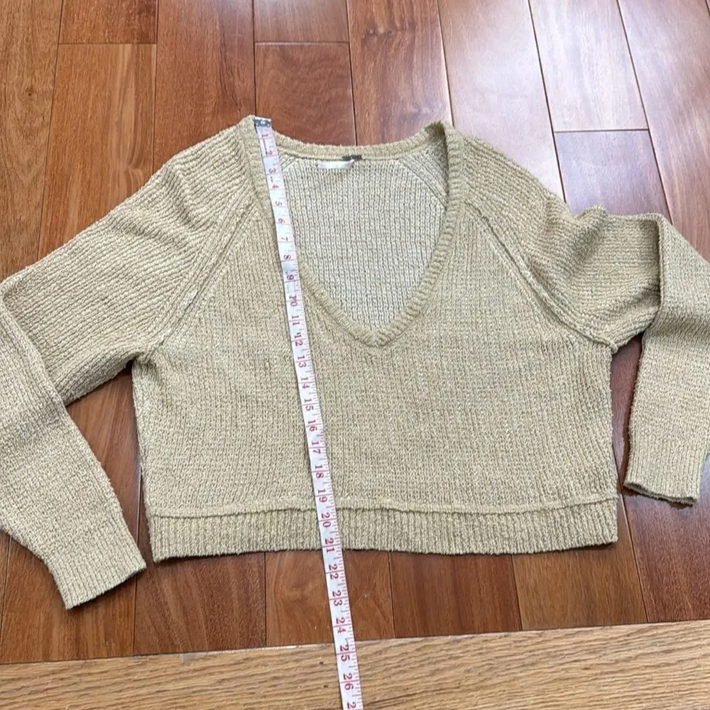 Free People High Low V-Neck‎ Cropped Sweater  Cream Size S