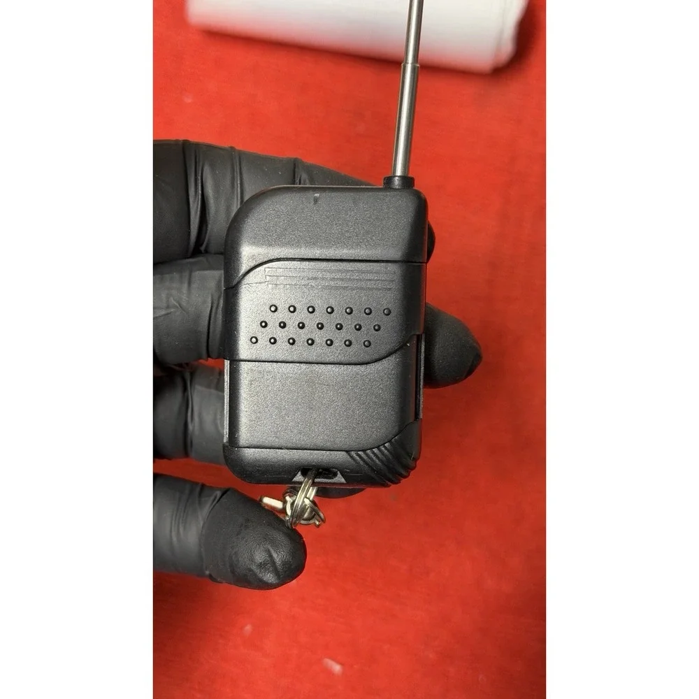 The Unbranded Brand keychain key working
