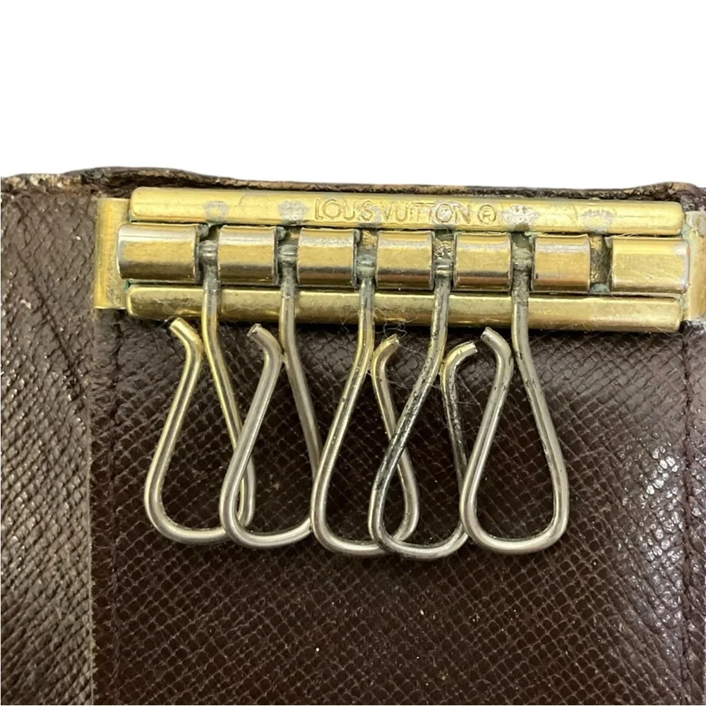 Louis Vuitton branding louis