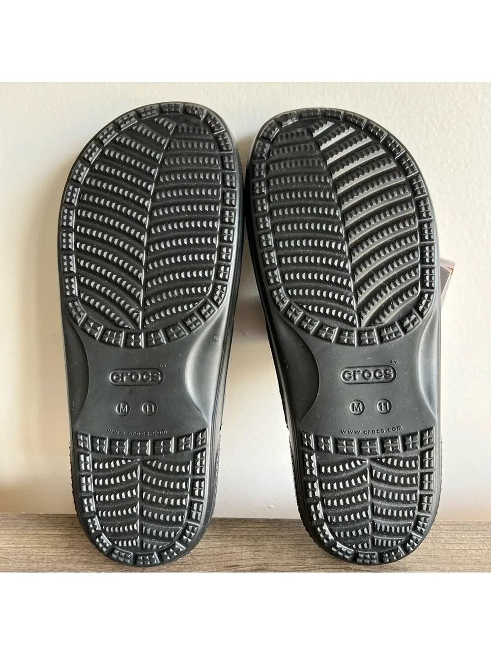 Crocs NEW Men’s Iconic Comfort 2 Strap Glitter II Sandal Size 11 #B1818