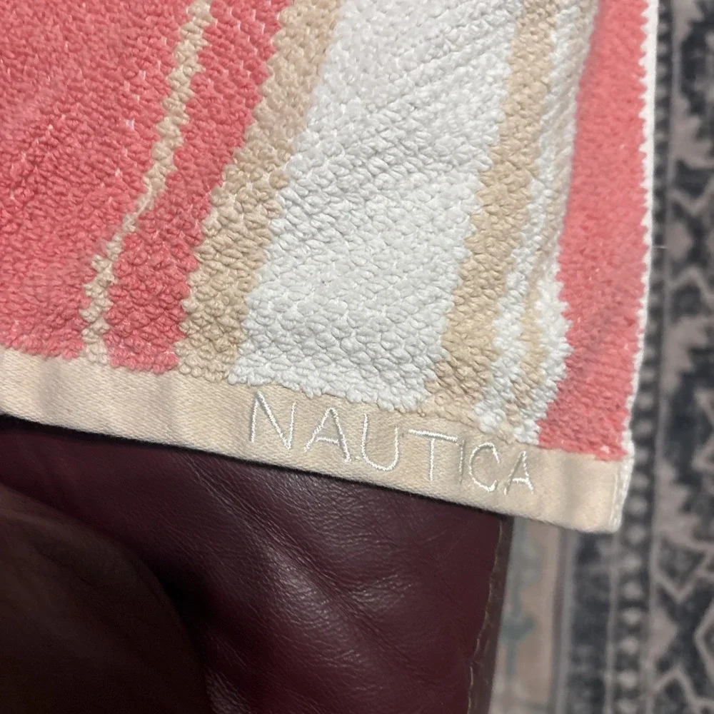 Nautica lakeview coral