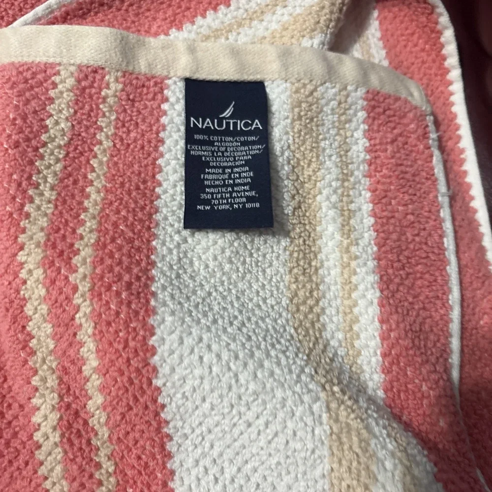 Nautica lakeview coral