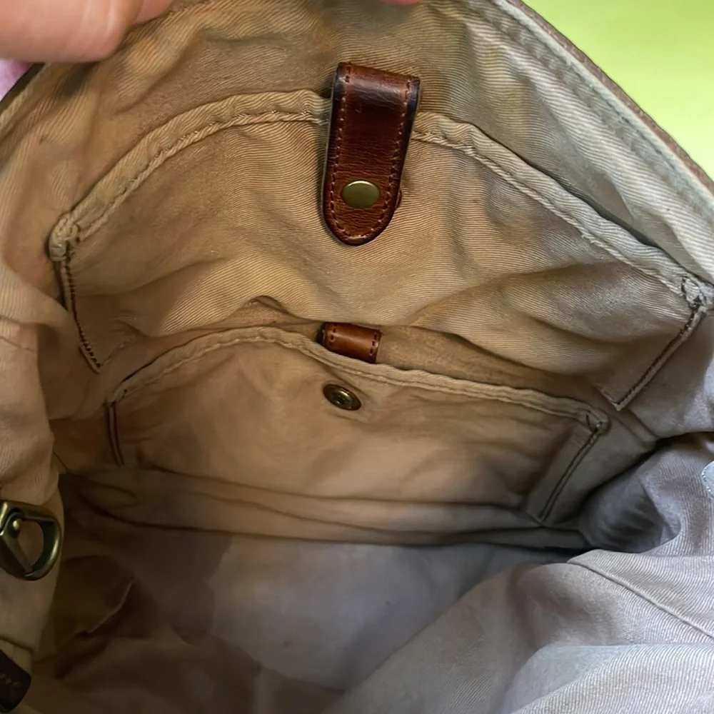 Vintage 80’s orange brown Fossil distressed leather bag