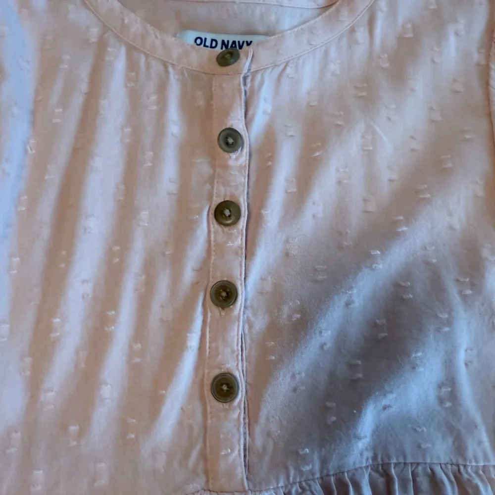 Old Navy button light pink