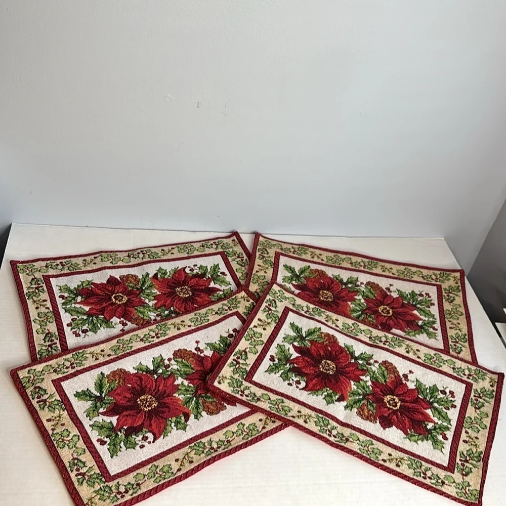 N/A pretty poinsettia