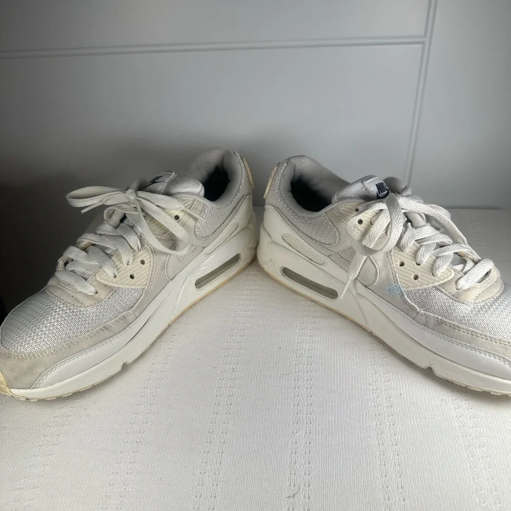 Nike Air Max 90 ID White Running Sneakers