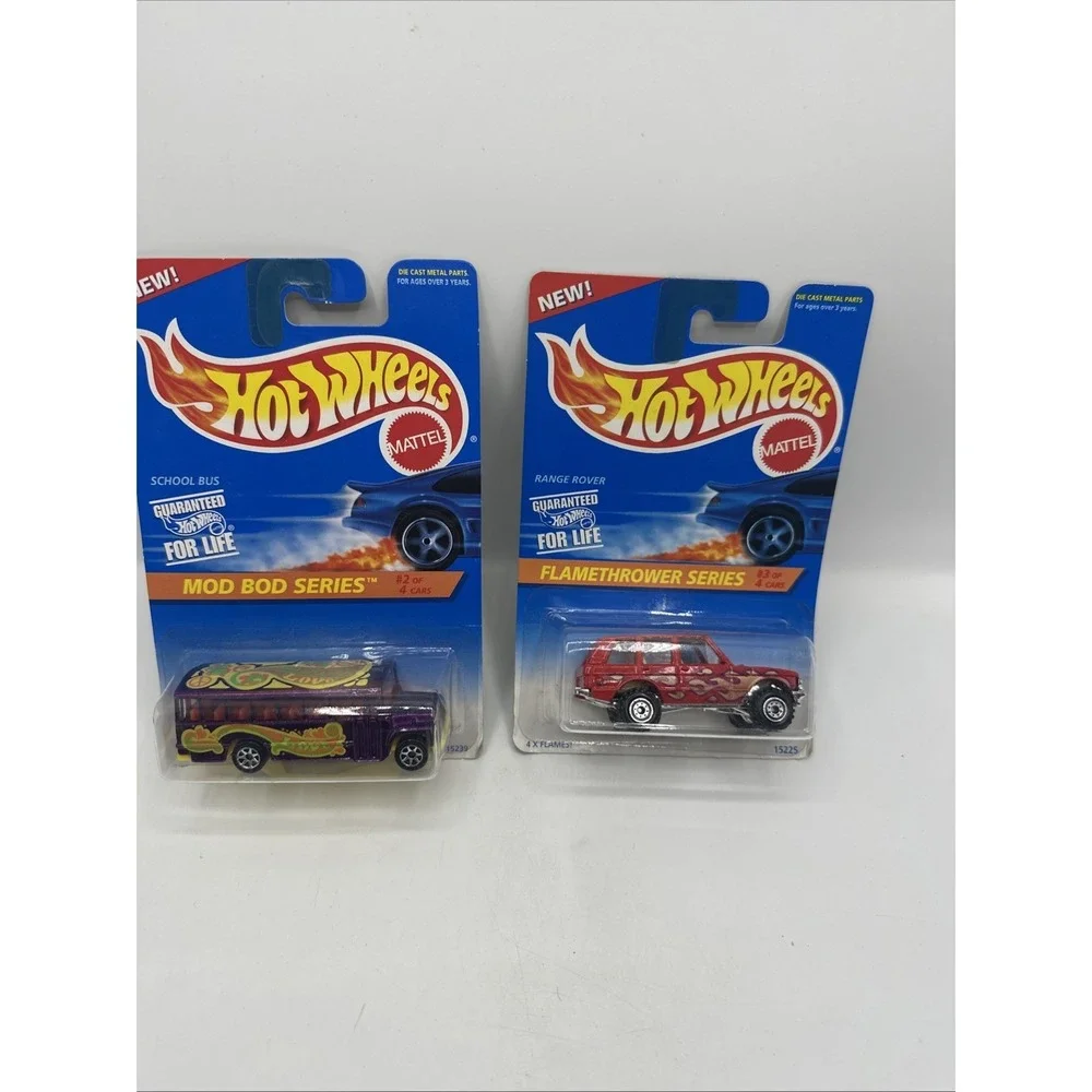 Hot Wheels Lot Of 2 Mod Bod Series 2/4 SCHOOL BUS and 3/4 Range River