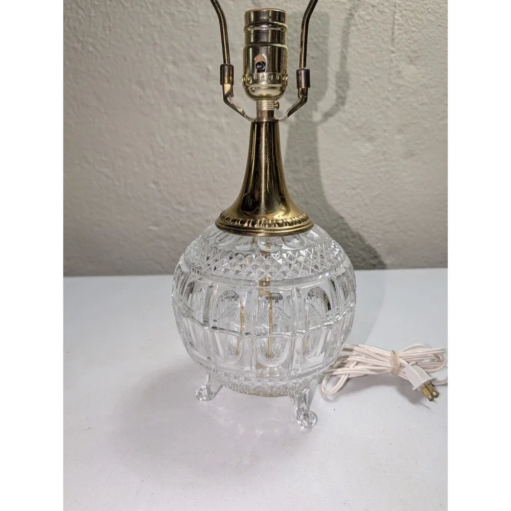 The Unbranded Brand collectible glamour mid