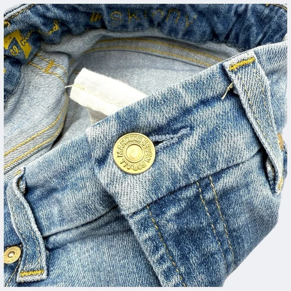 7 For All Mankind trendy light