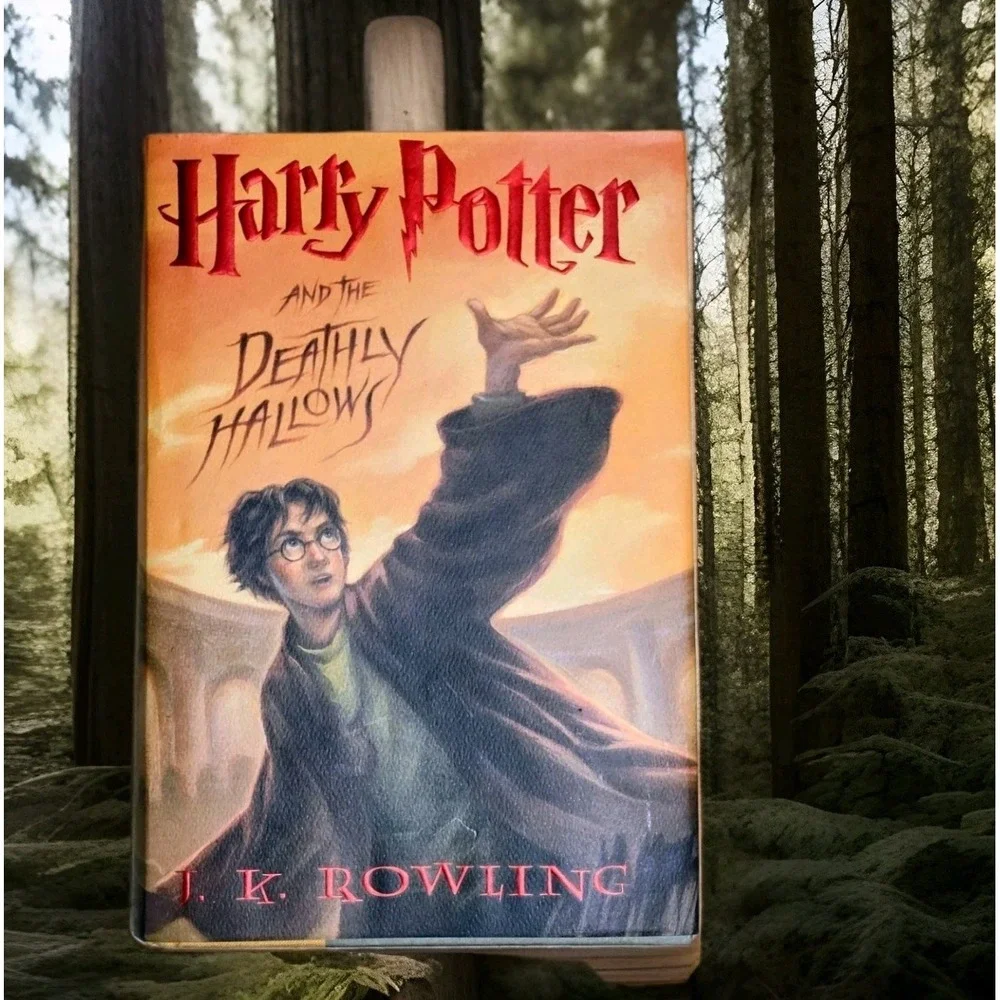 Harry Potter and the Deathly Hallows 1st Edition 1st Printing Hardcover 2007
