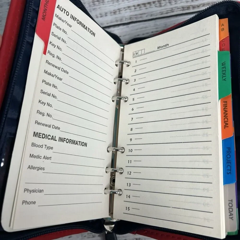 Vintage Mickey Mouse Zip Around Planner Disney Personal Size 90s Y2K‎