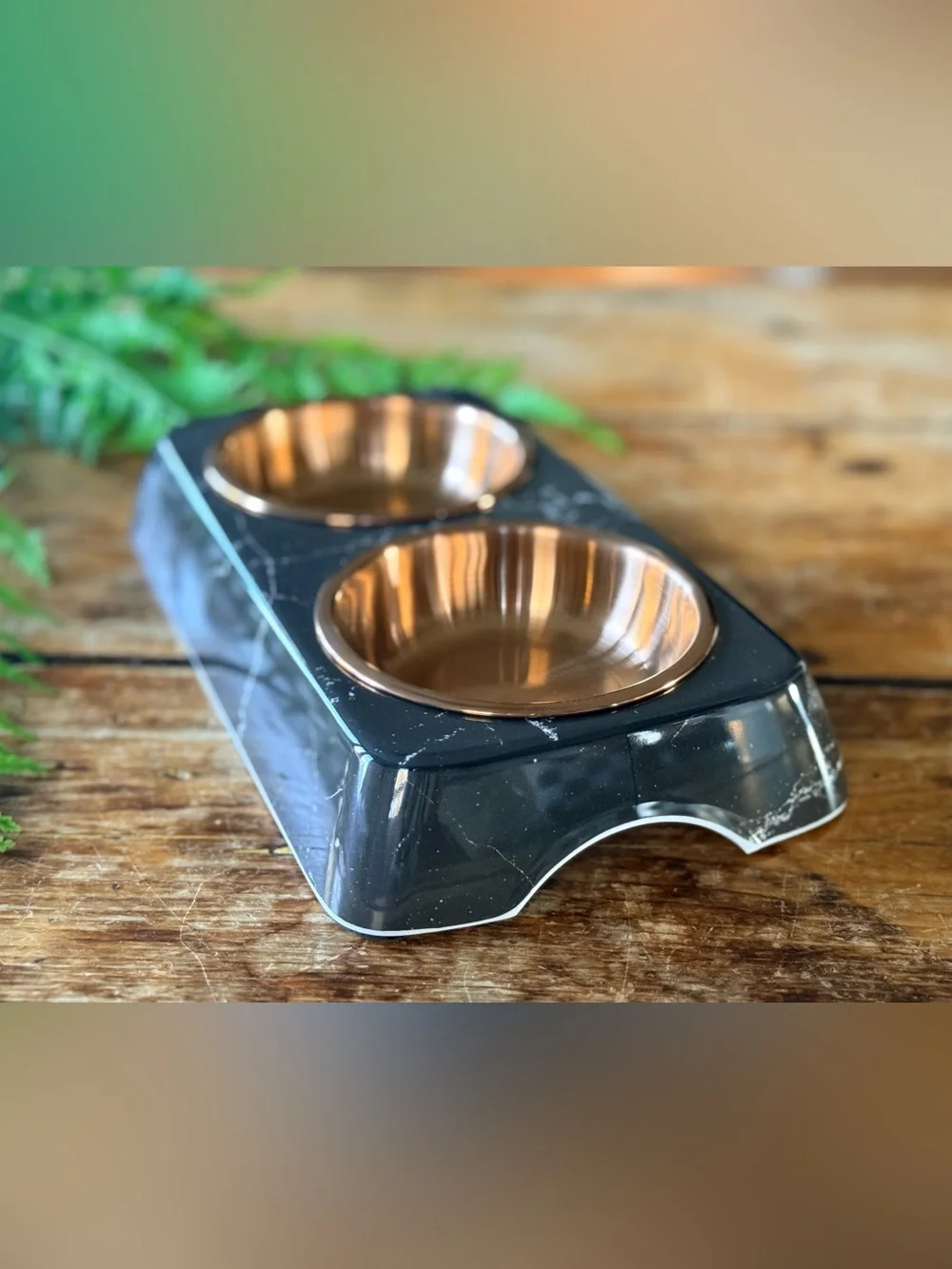 Marbled Black Pet Feeding Station with Removable Copper Bowls NWT