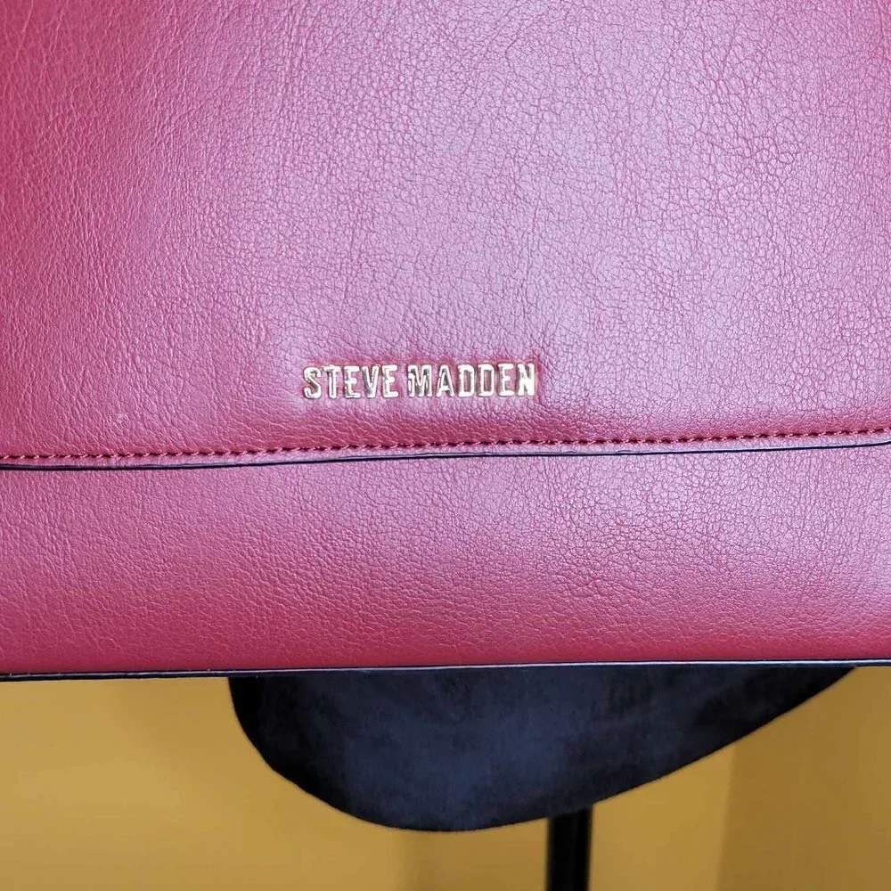 Steve Madden without bag