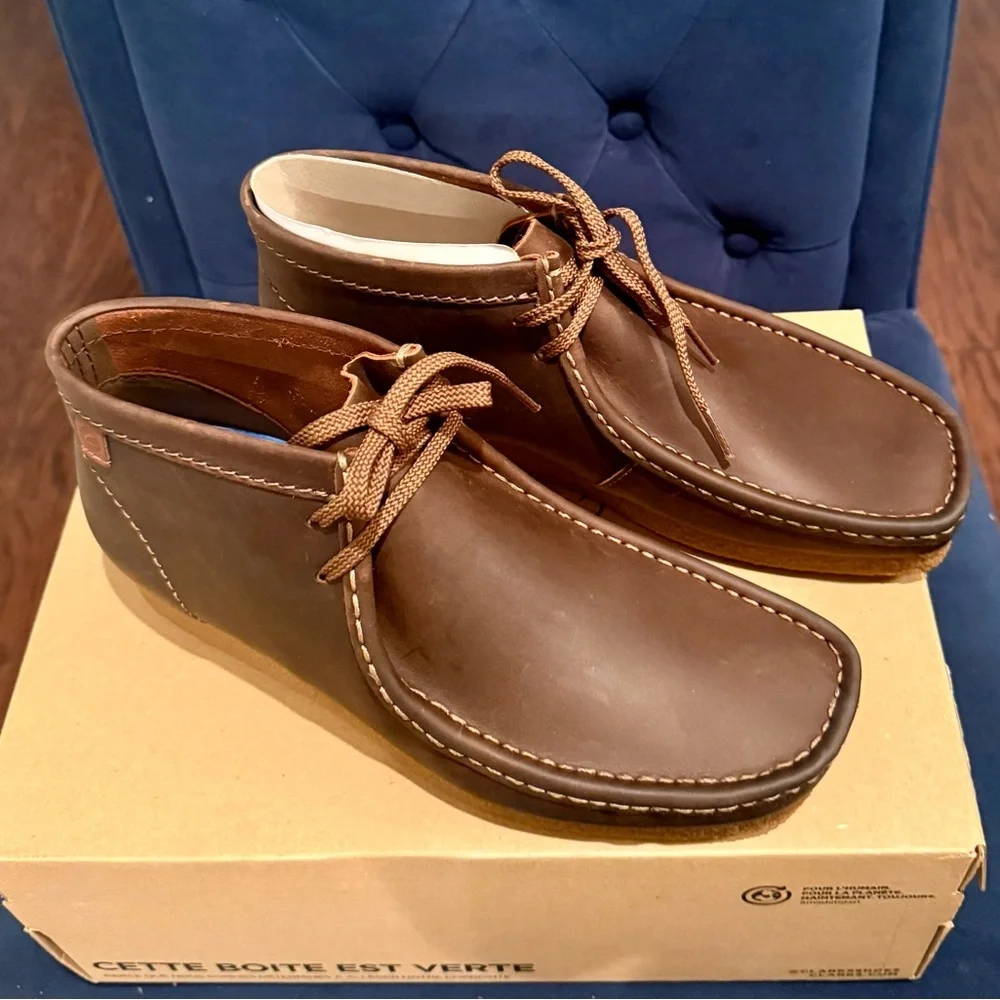 Clarks cushioned shacre