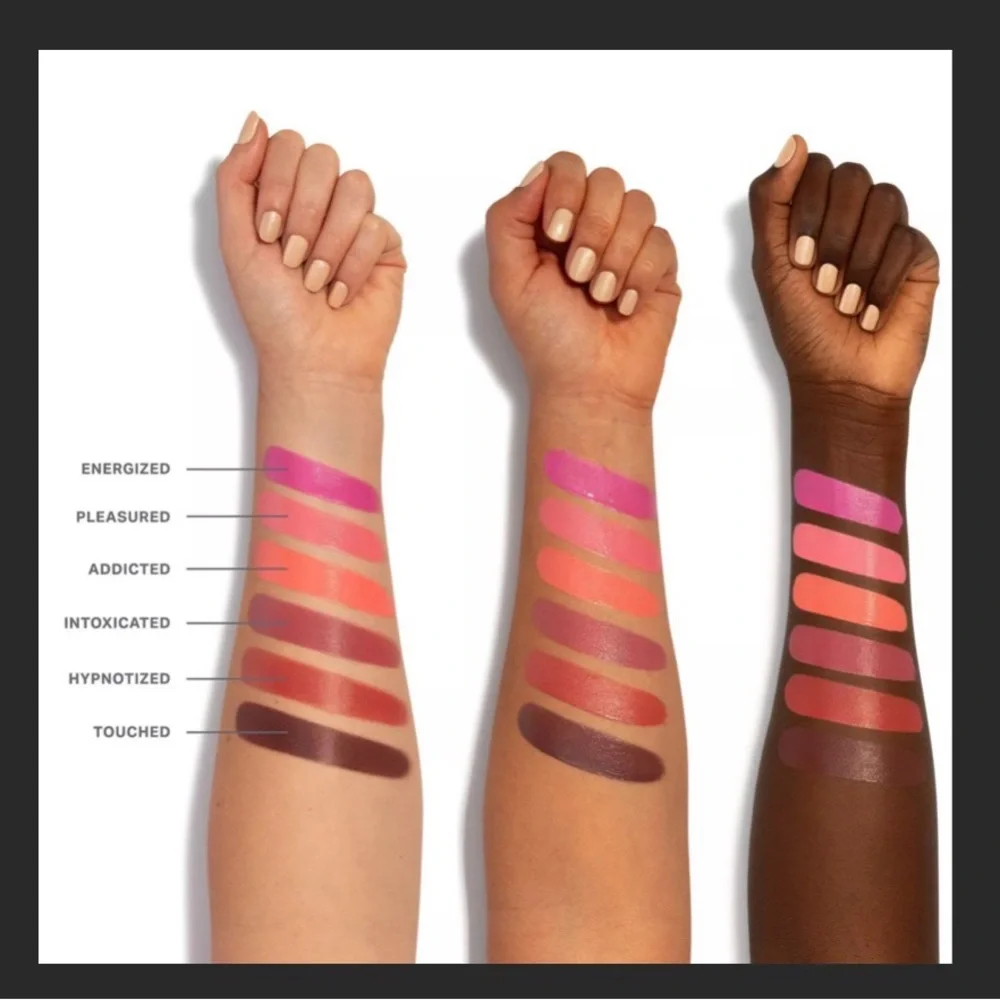 Morphe vibrant pink
