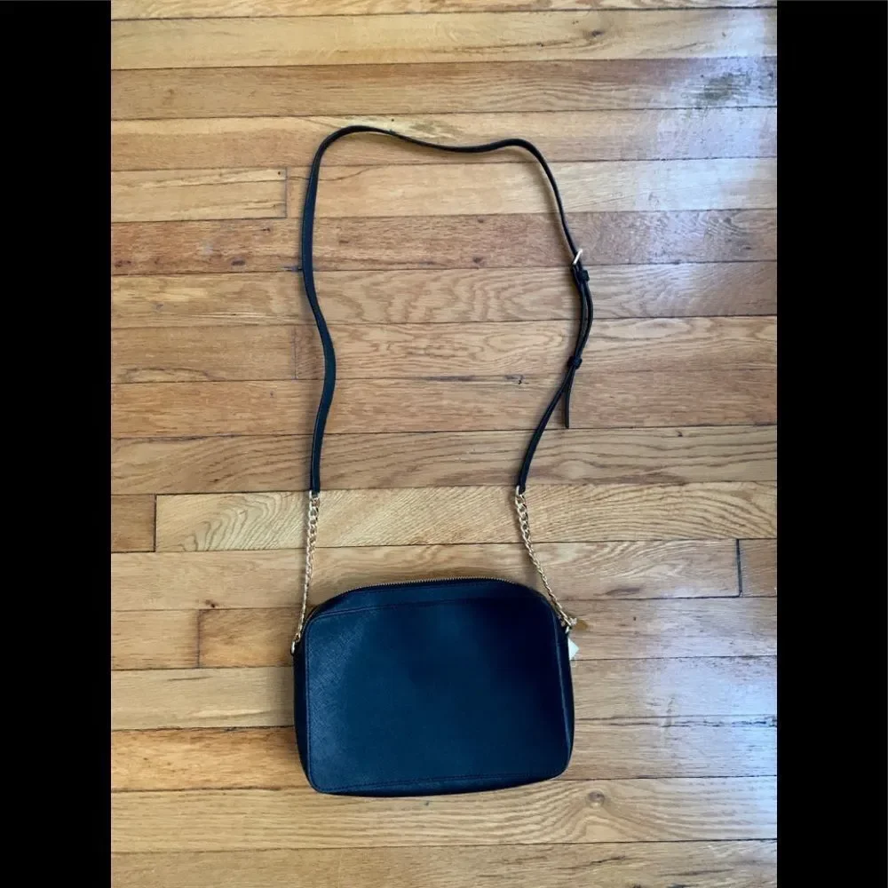 Michael Kors Crossbody Bag